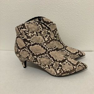 Worthington boots Faux Snake Skin Black Cream booties small heel zipper